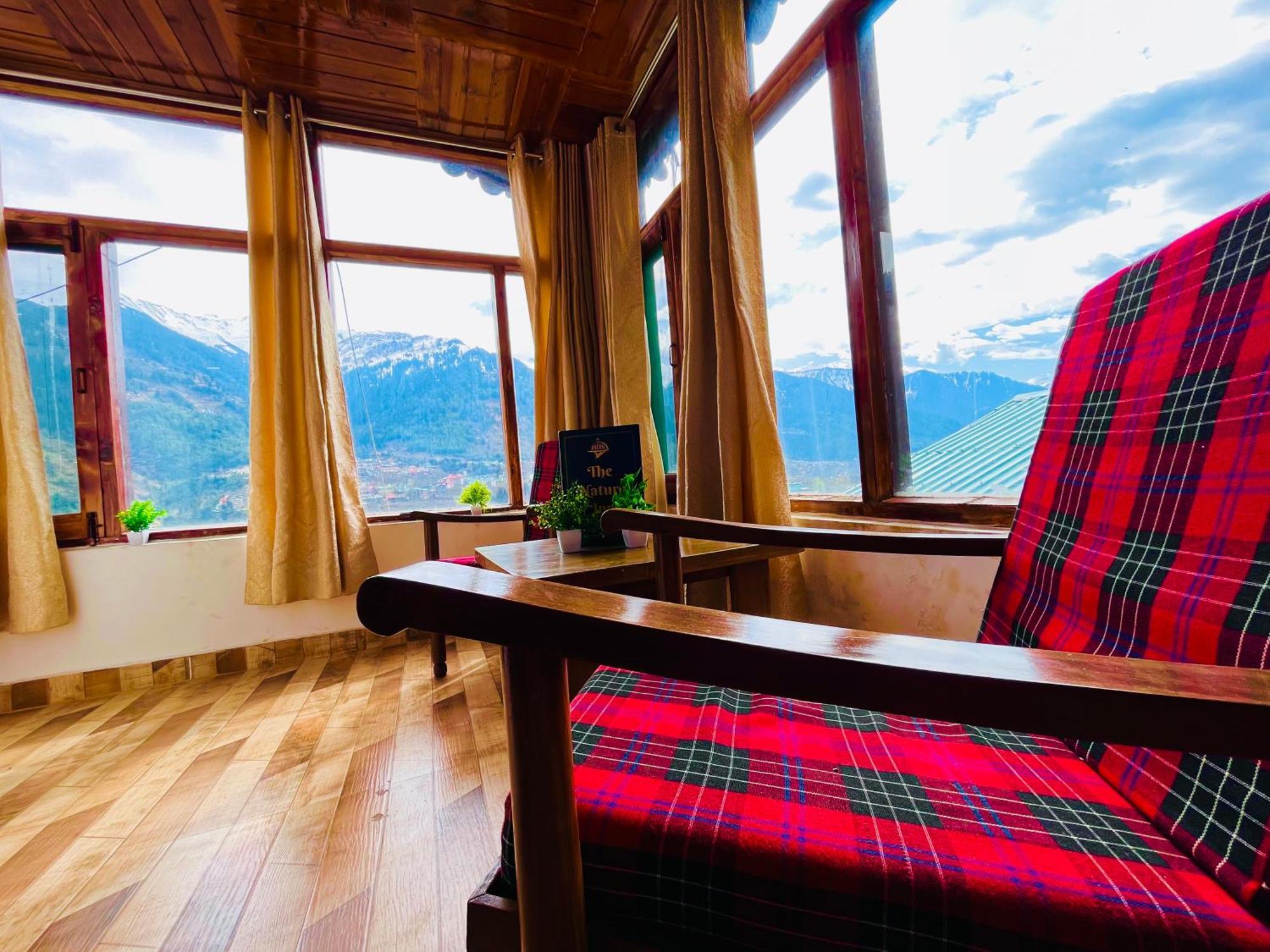 Himalayan Nomad Cottage, Manali ! All 2 Bedroom Independent Cottages ! Personal Lawn Every Cottage ! Parking ! Scenic Mountains View ! Spacious Rooms ! エクステリア 写真