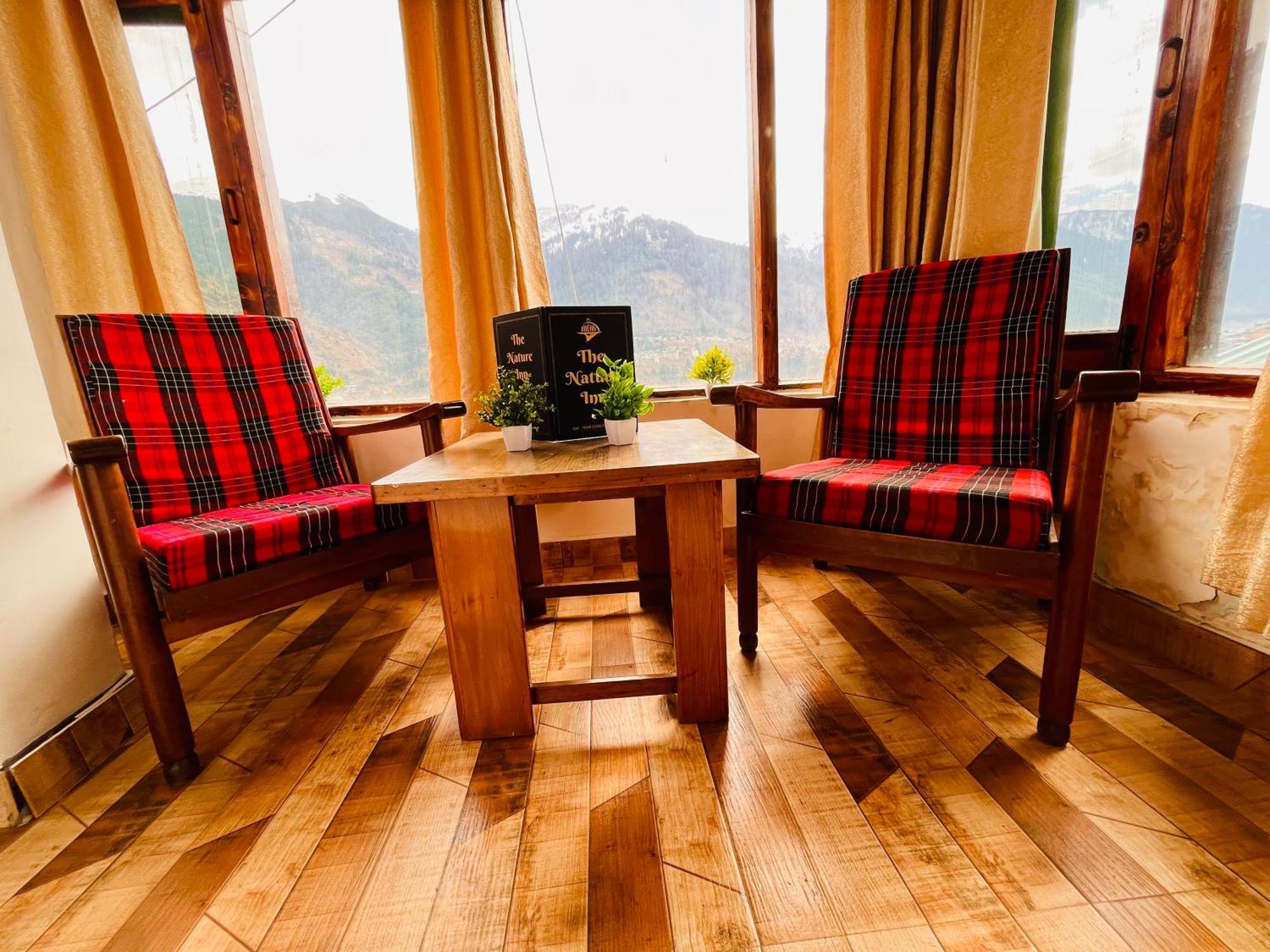 Himalayan Nomad Cottage, Manali ! All 2 Bedroom Independent Cottages ! Personal Lawn Every Cottage ! Parking ! Scenic Mountains View ! Spacious Rooms ! エクステリア 写真