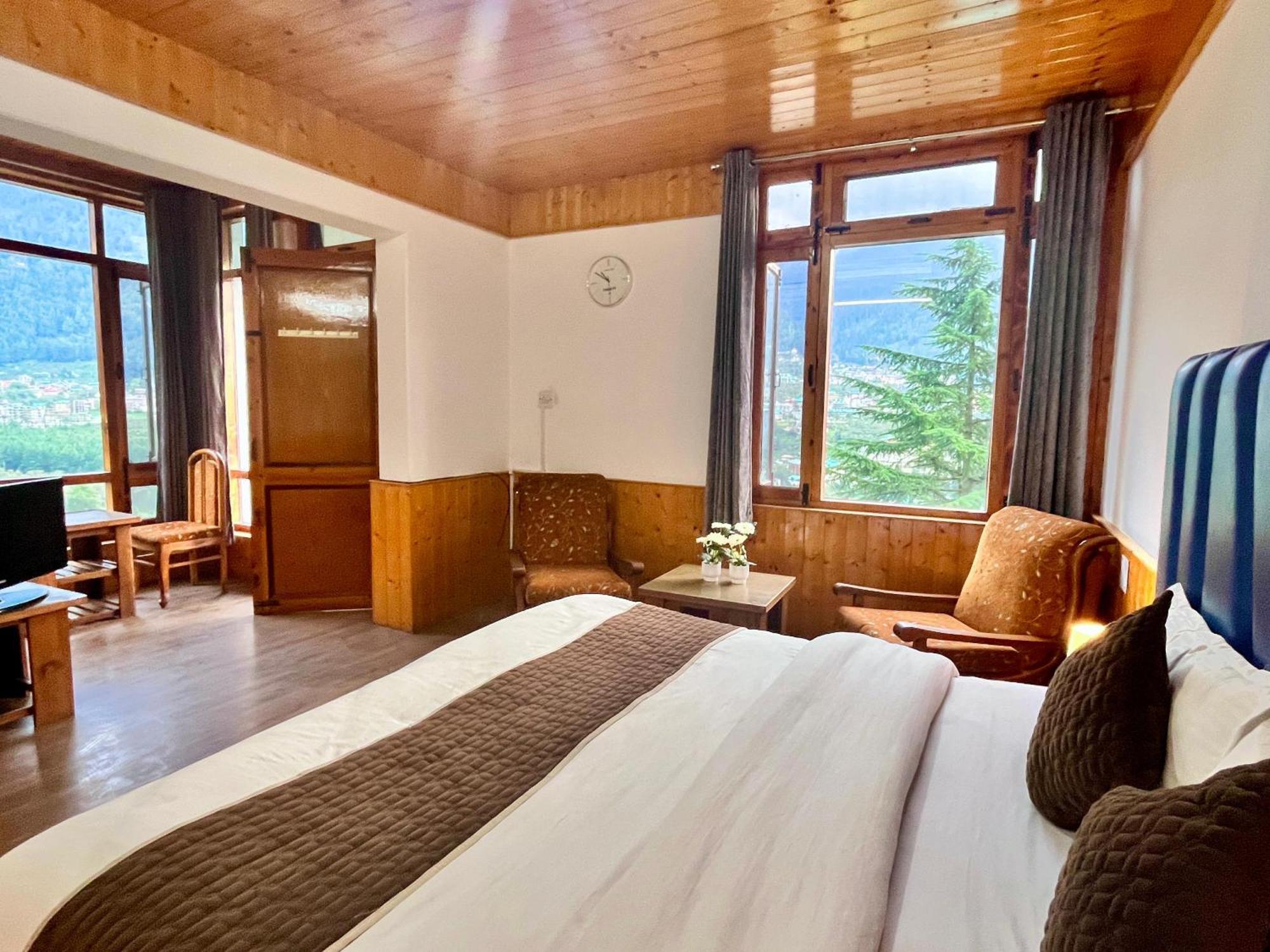 Himalayan Nomad Cottage, Manali ! All 2 Bedroom Independent Cottages ! Personal Lawn Every Cottage ! Parking ! Scenic Mountains View ! Spacious Rooms ! エクステリア 写真