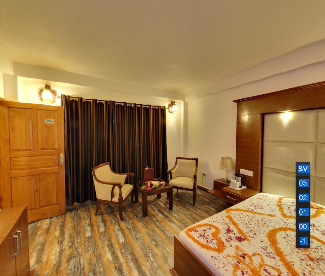Himalayan Nomad Cottage, Manali ! All 2 Bedroom Independent Cottages ! Personal Lawn Every Cottage ! Parking ! Scenic Mountains View ! Spacious Rooms ! エクステリア 写真